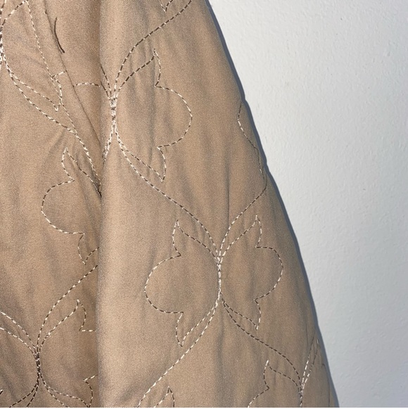 Alfred Dunner Jacket Womens Petite Beige Quilted Classic Grandmacore Luncheon - Picture 5 of 12